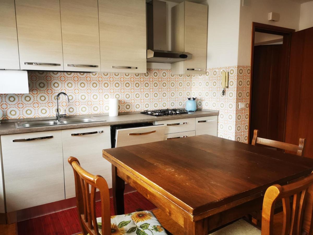 Spazioso E Completo Appartamento Con 3 Camere, Doppi Servizi, Fino A 8 Posti Letto Pedavena Exterior photo