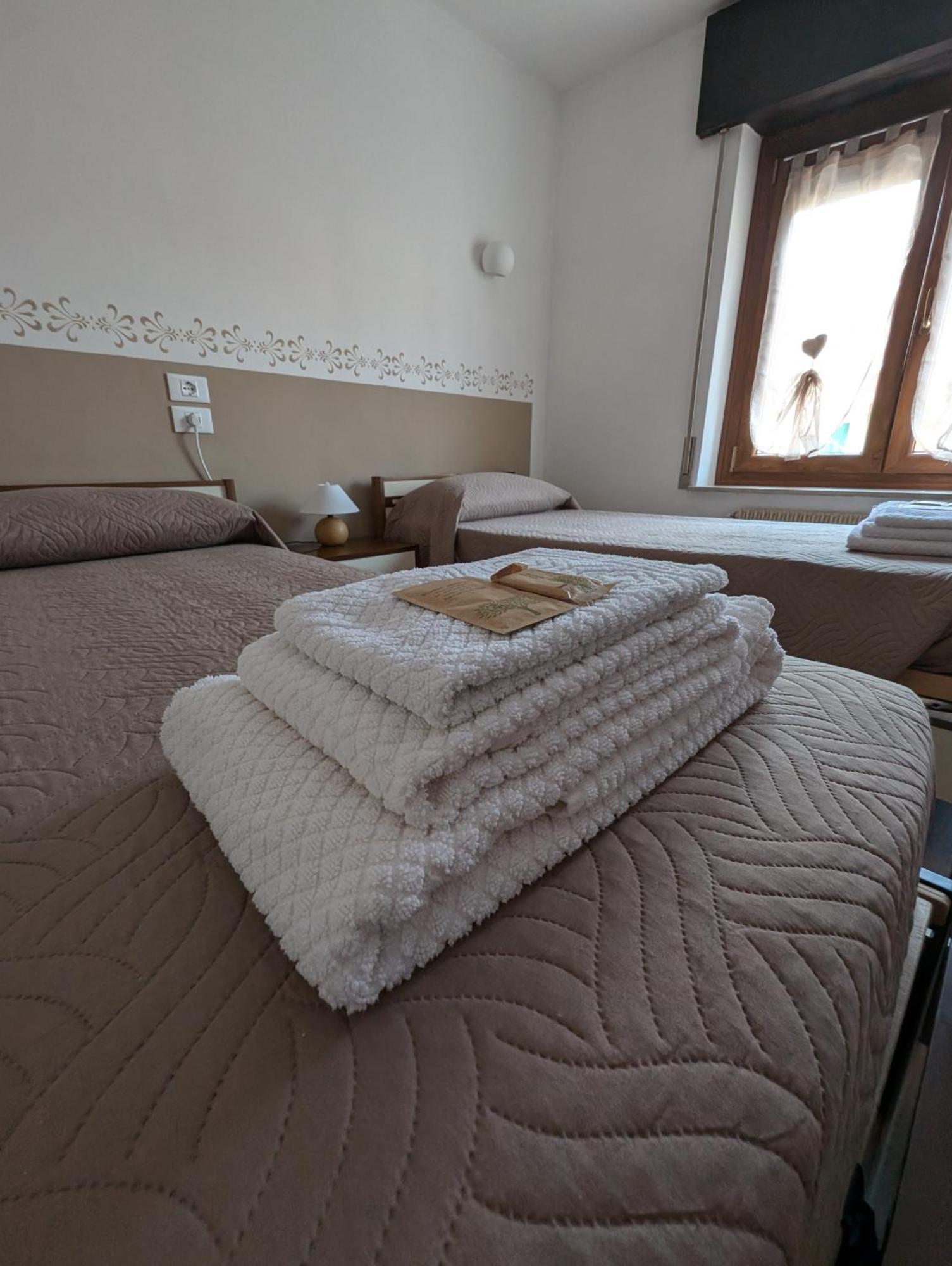 Spazioso E Completo Appartamento Con 3 Camere, Doppi Servizi, Fino A 8 Posti Letto Pedavena Exterior photo
